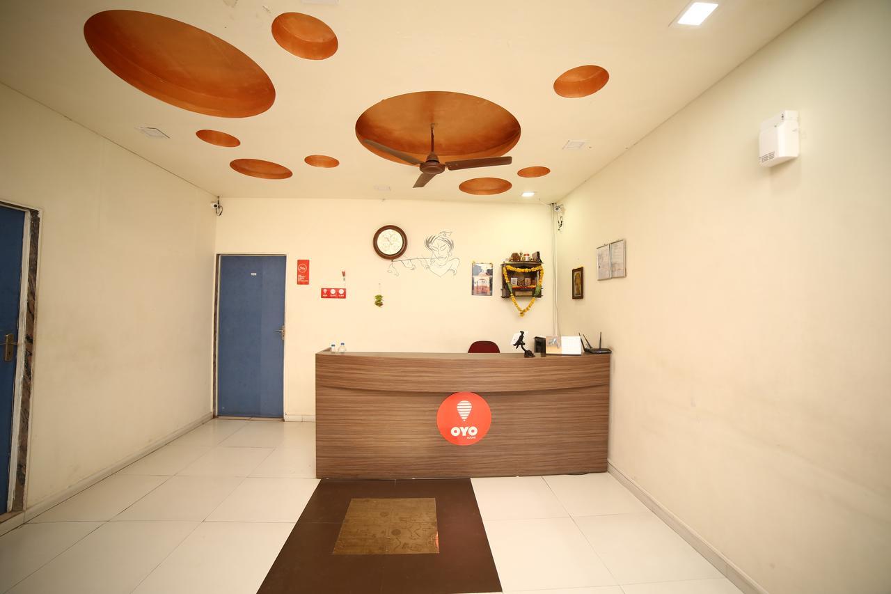Hotel Velvet Rajkot Exterior foto